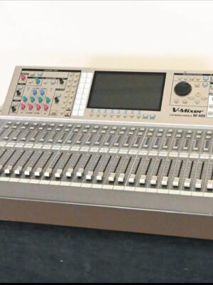 Roland M-400, 48-Channels Live Digital Mixing Console